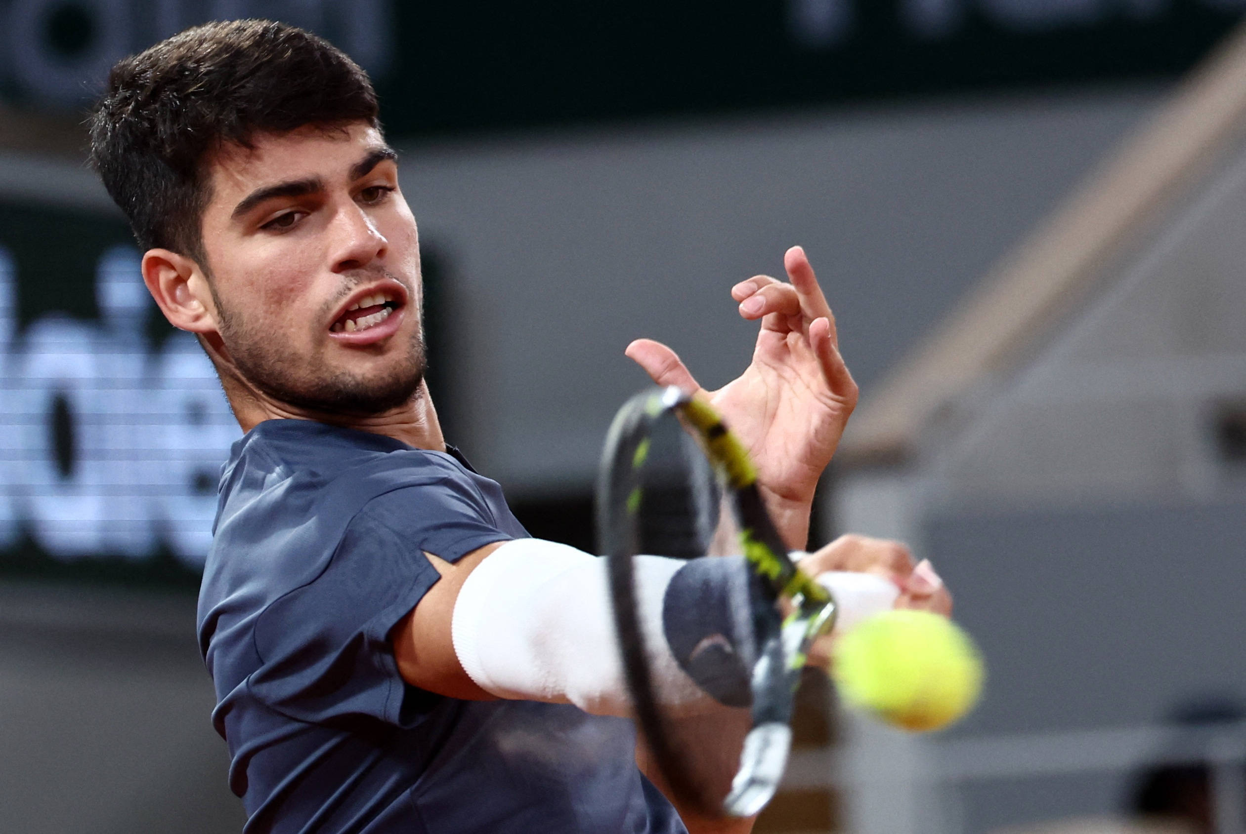 战平阿曼的 战平阿曼的