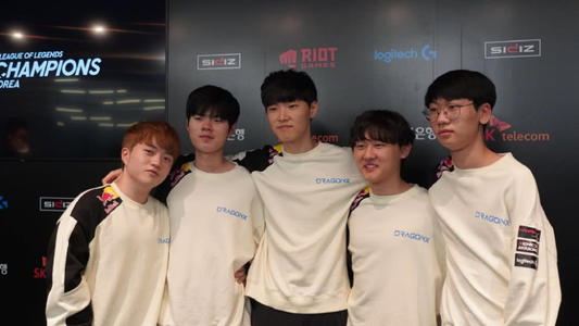 埃因霍温的 埃因霍温的