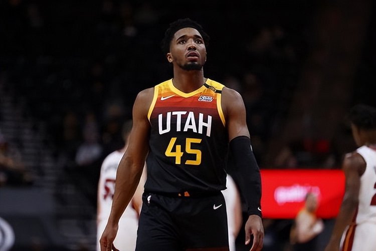 都是因伤病 都是因伤病