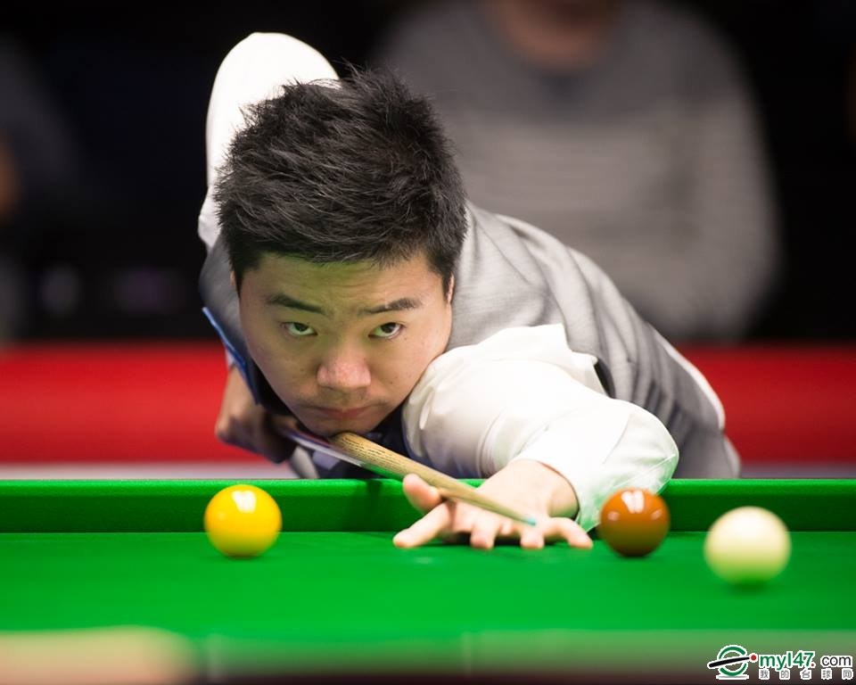 他展现了近 他展现了近